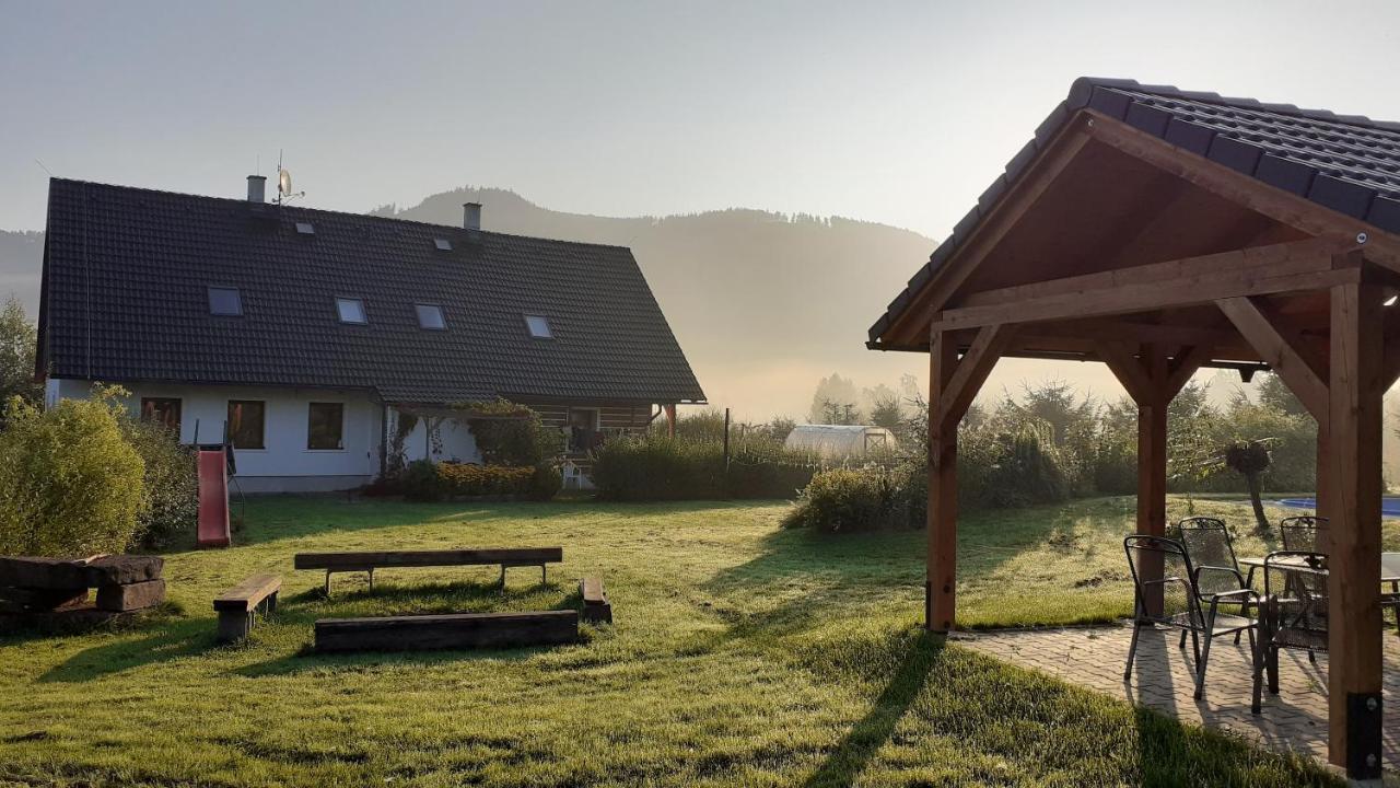 Apartman V Chaloupce Na Vrsku Bernartice  Exterior photo