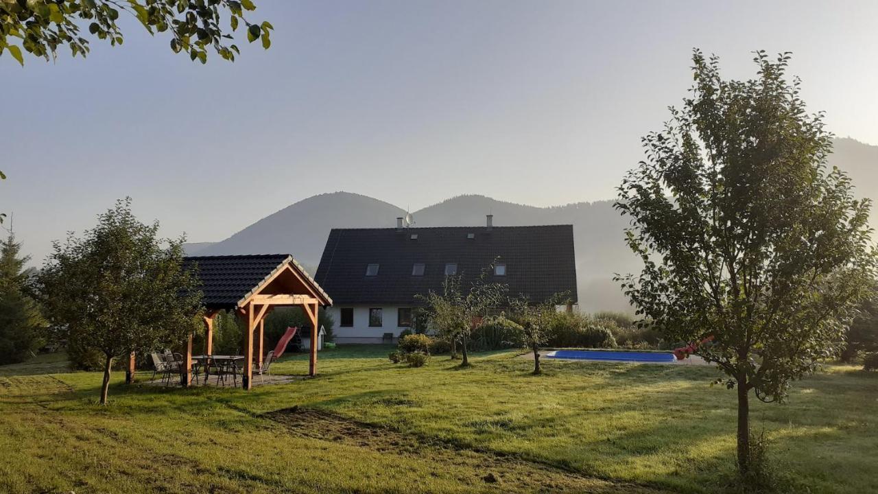 Apartman V Chaloupce Na Vrsku Bernartice  Exterior photo