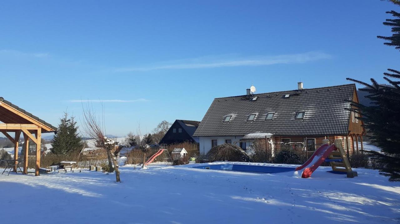 Apartman V Chaloupce Na Vrsku Bernartice  Exterior photo