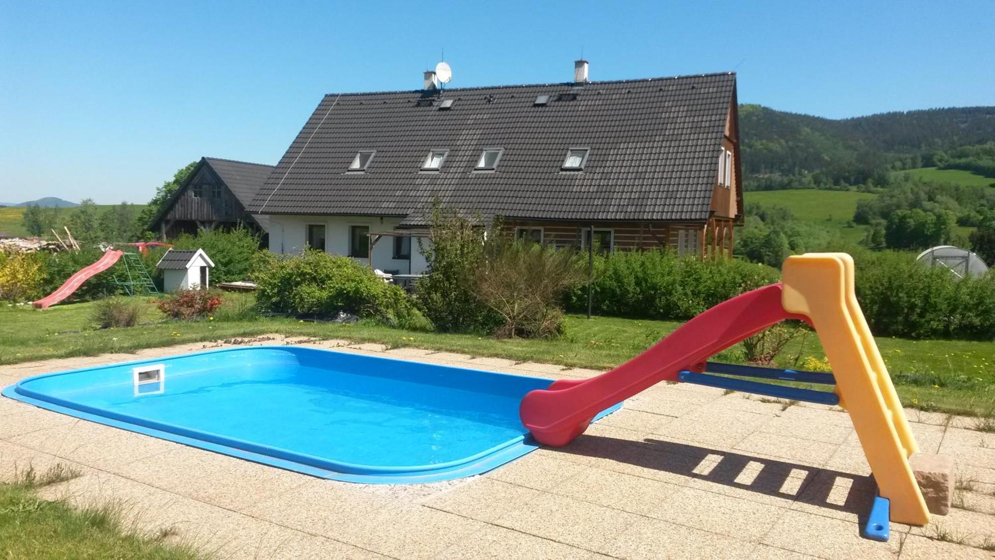 Apartman V Chaloupce Na Vrsku Bernartice  Exterior photo