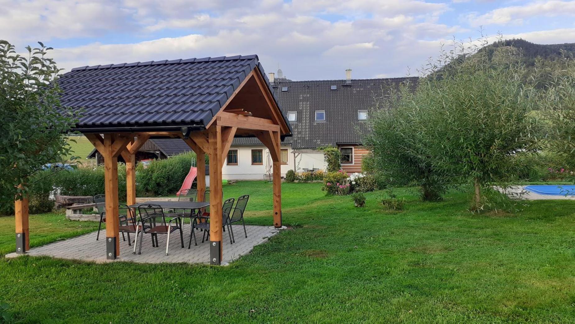 Apartman V Chaloupce Na Vrsku Bernartice  Exterior photo